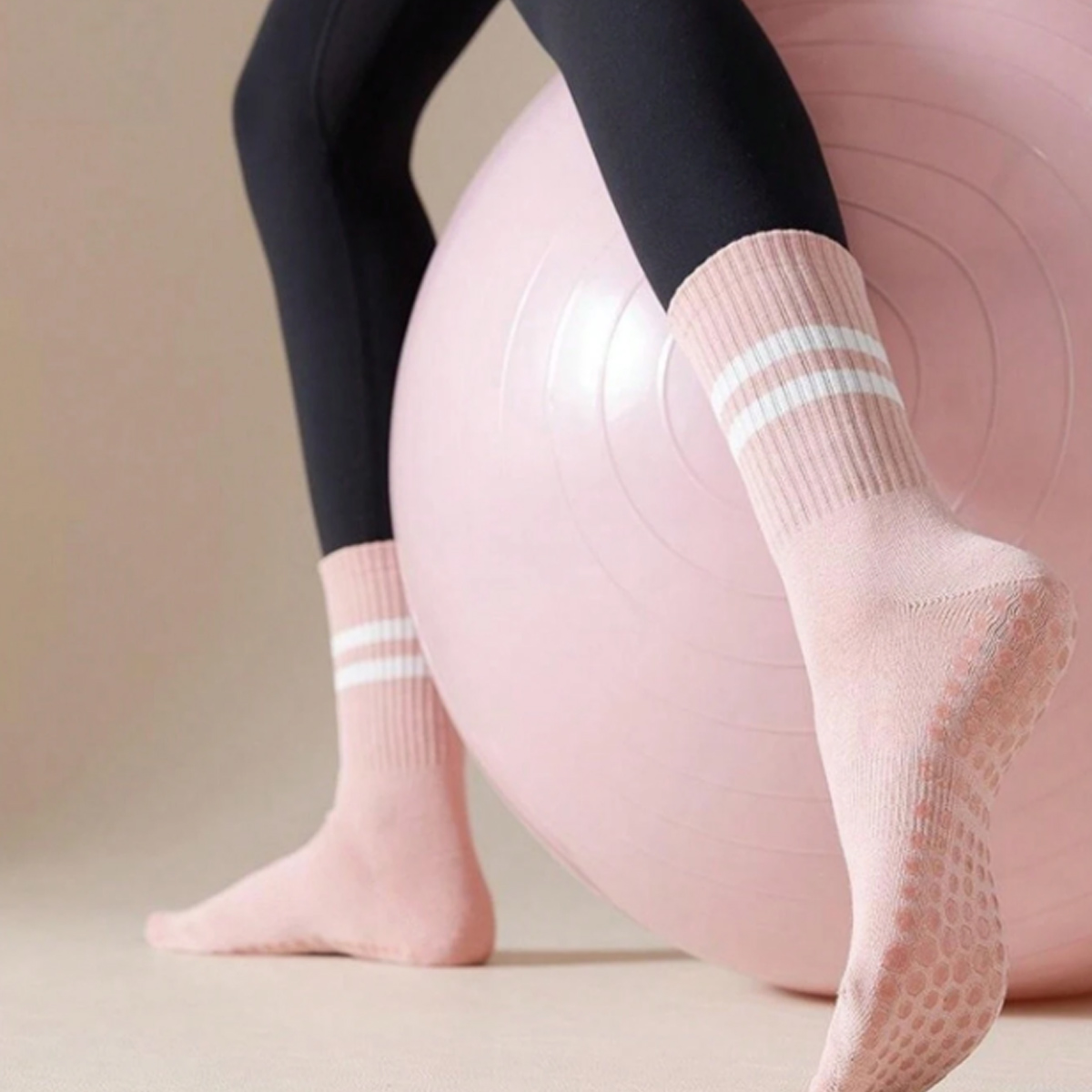 1 pair of yoga socks, medium t - Pilates Yoga Hose recensie en prijs