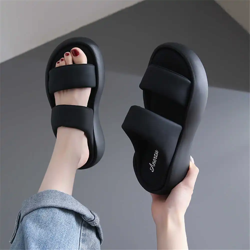 Size 39 Strips Summer Shoes Sa - Pilates Yoga Go recensie en prijs