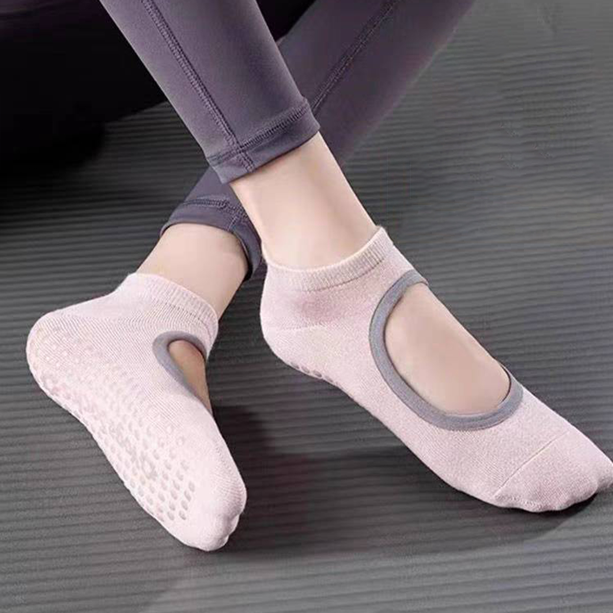 Non-Slip Yoga Socks for Women  - Pilates & Yoga Wohlfühlen Forchheim recensie en prijs