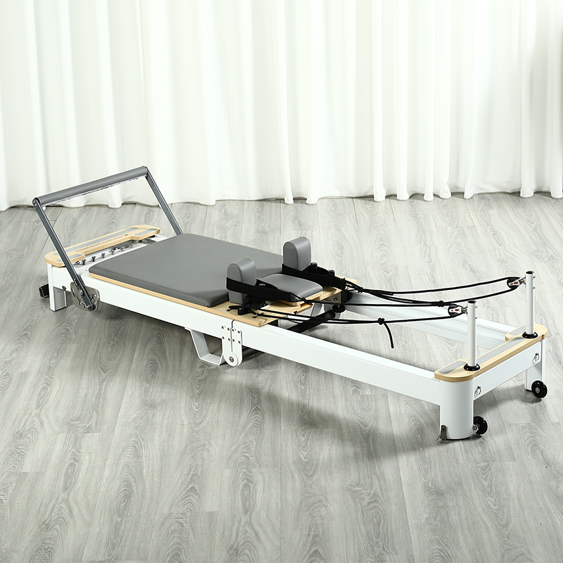 Oak Pilates Reformer, White Al - Pilates & Yoga Wohlfühlen Forchheim recensie en prijs